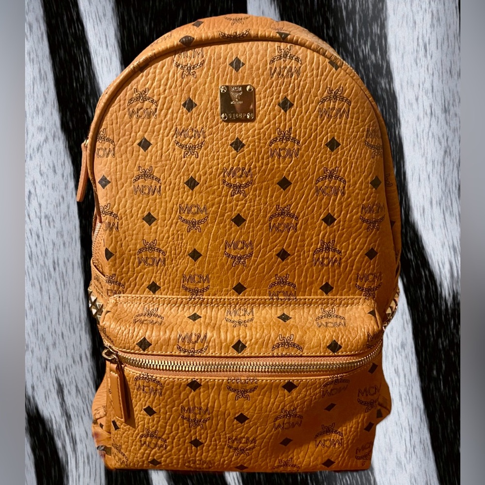 MCM - Stark Backpack Visetos Side Studs
Medium
